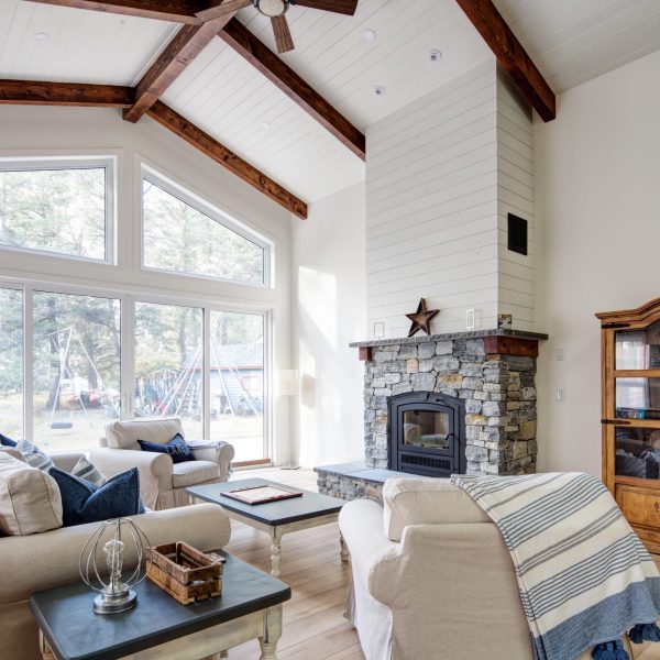 Full of Light - New Construction - Columbia Valley