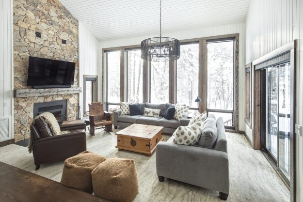 STW Builders - Bright and airy construction - mountain modern